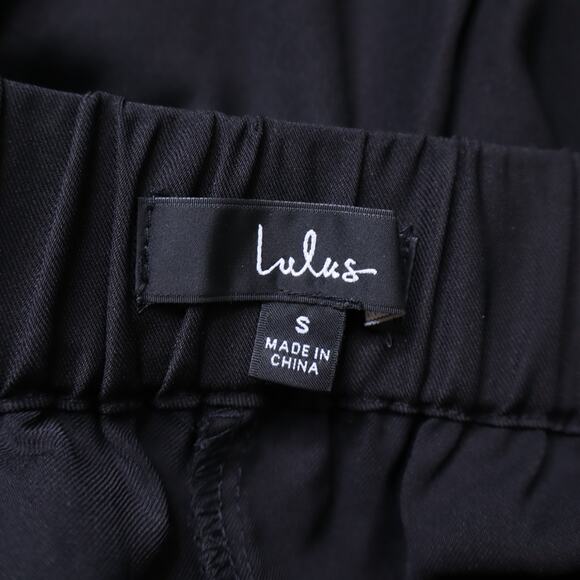 LULUS Satin Pleated Pull On Pant Black High Rise Tapered Fit Unlined Women's S - Picture 7 of 8